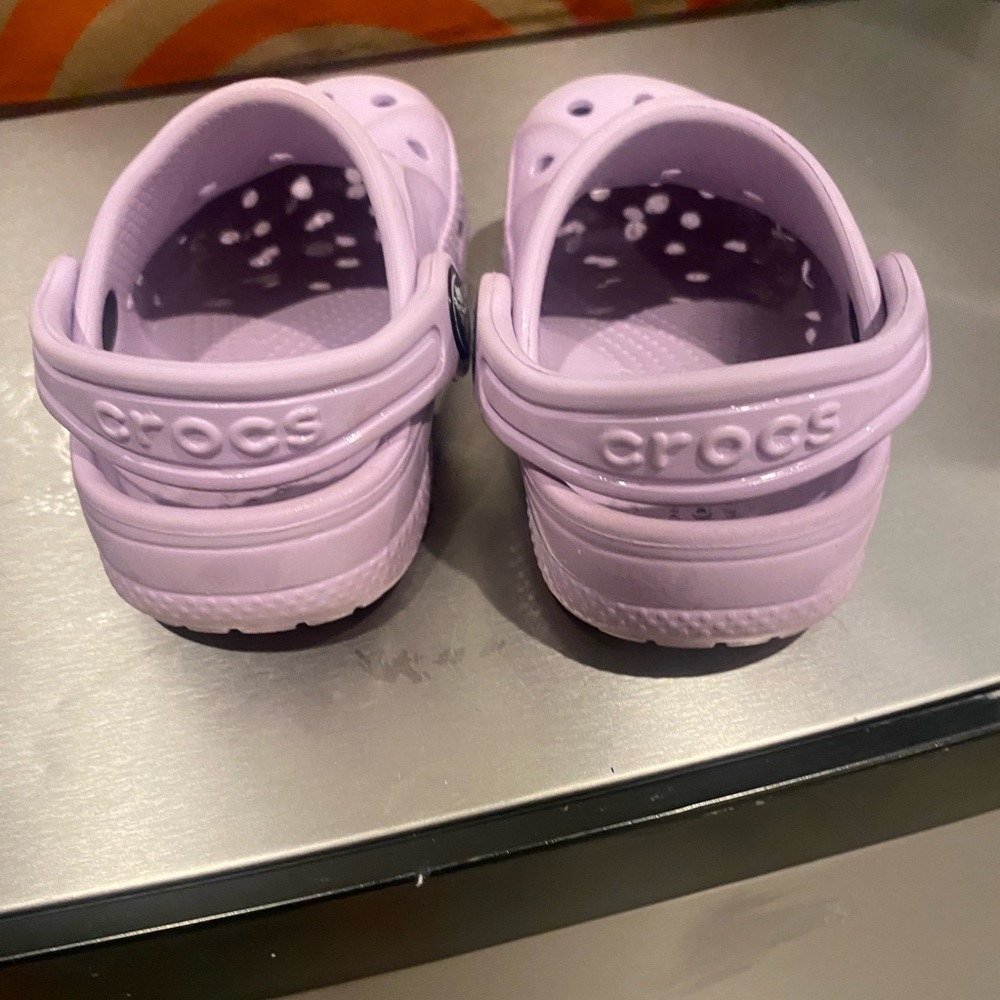 Baby size 5 crocs, slightly used great condition